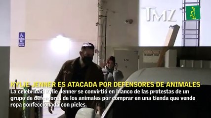 Kylie Jenner es atacada por defensores de animales