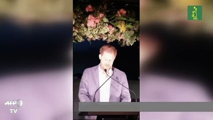 Príncipe Enrique expresa “gran tristeza” por alejarse de familia real