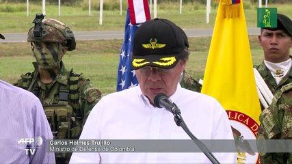 EEUU y Colombia sacan músculo a su alianza con ejercicios militares de paracaidismo