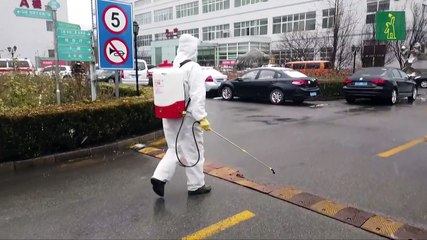 Muertos por COVID-19 en China superan 1.500, confirman primer caso en África