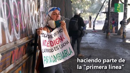 La "primera línea" de las protestas en Chile también tiene rostro de mujer