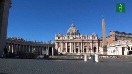 El coronavirus obligó a Francisco a ser un papa online