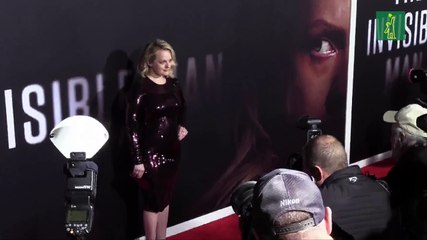 Elisabeth Moss no pasa desapercibida en el estreno de "The Invisible Man"