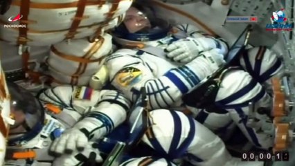 La Soyuz MS-16 llega a la EEI, a 400 kilómetros de la pandemia