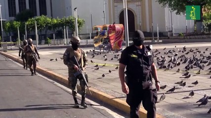 Arrestos y compras marcan inicio de cuarentena en El Salvador