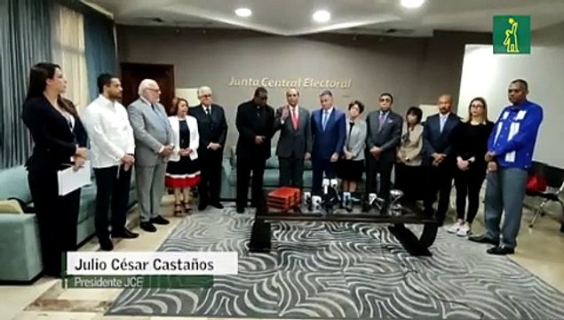 Junta recibe comisión del CES y acoge puntos tratados en el diálogo entre partidos