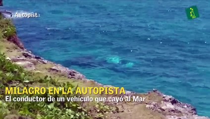 Vehículo cae al mar desde autopista Las América y el conductor salva la vida