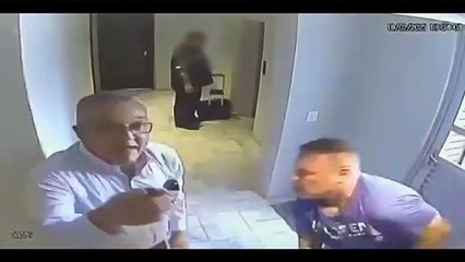 Advogado parte para cima de porteiro após irmã ficar presa em elevador