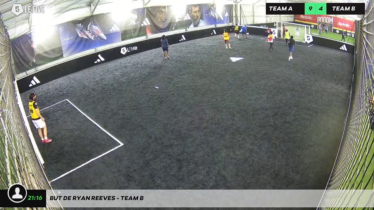 But de Ryan Reeves - Team B