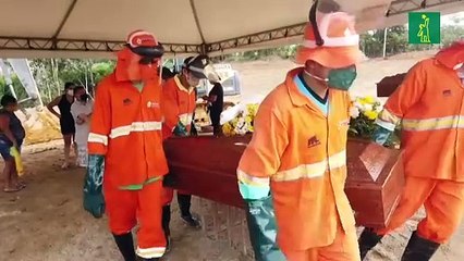 "Mi padre fue enterrado como un perro", lloran familiares en Manaos