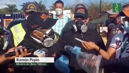 Continúan cubriendo a Duquesa con arcilla y caliche; el sellado paulatino es obligatorio para evitar explosión