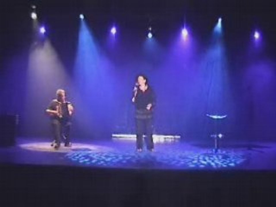 Pari-paname" accordéon numérique"  "accordéon et chant " concerts