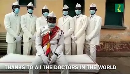 Protagonistas del meme del ataúd: “Quédense en casa, o bailarán con nosotros”