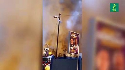 Incendio en la Ferretería Ramírez en Azua en la calle 19 de marzo con Duarte