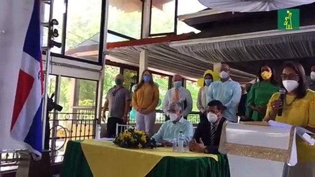 Partido Alianza País presenta a Eduardo Estrella como candidato a senador por Santiago