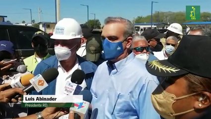 Abinader promete erradicar histórica crisis de agua durante supervisión en presa Guayubín