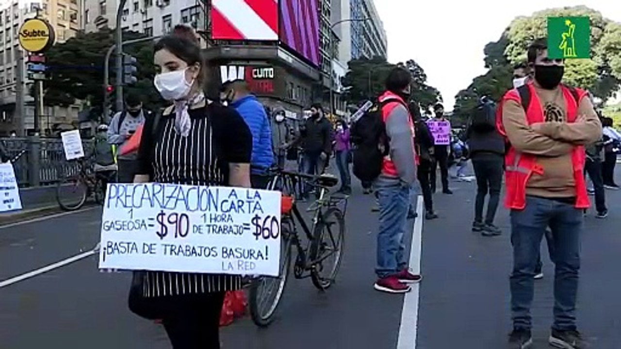 Repartidores de apps en Buenos Aires protestan contra precariedad en medio de la pandemia