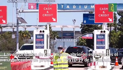 Los Ángeles abre su mayor centro de pruebas de COVID-19