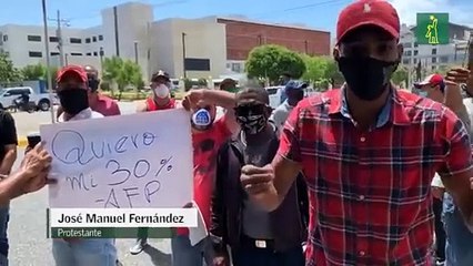 Protestas frente al Congreso para aprobación al acceso del 30% del fondo de las AFP