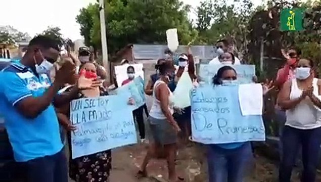 Comunitarios reclaman agua potable