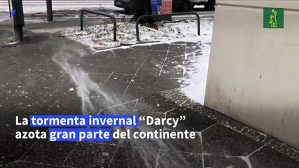 Fuerte nevada cubre a Europa