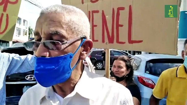 Manifestantes piden la salida de Jovenel Moise frente a la Embajada de Haití en República Dominicana