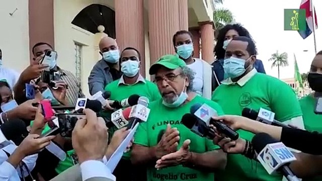 Padre Rogelio encabeza misa en campamento que pide inclusión de tres causales en Código Penal