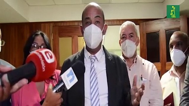 Empleados y Rectoría UASD logran aumento salarial de un 10 %, retroactivo desde febrero.