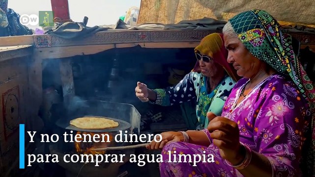 Vivir en el centro de un lago, la aldea de casas flotantes del lago Manchar