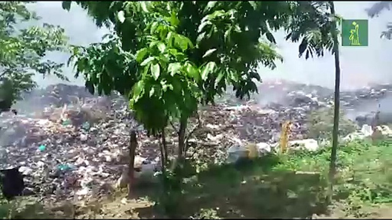 Un fuego afectó por varios días el vertedero del municipio de Sabana Iglesia, en la provincia Santiago, el cual fue atribuido a manos criminales.