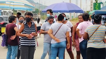 Ecuador se sume en su peor crisis carcelaria con decenas de reclusos muertos en un día