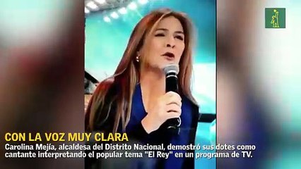 Carolina Mejía demostró sus dotes como cantante cantando "El rey"