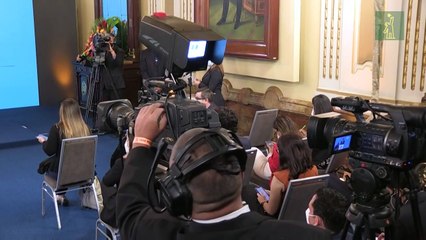 Caracas acusa a Facebook de "totalitarismo digital" por bloquear página de Maduro