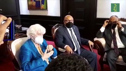 Milagros Ortiz Bosch explica porqué Franklin García Fermín cobra dos salarios