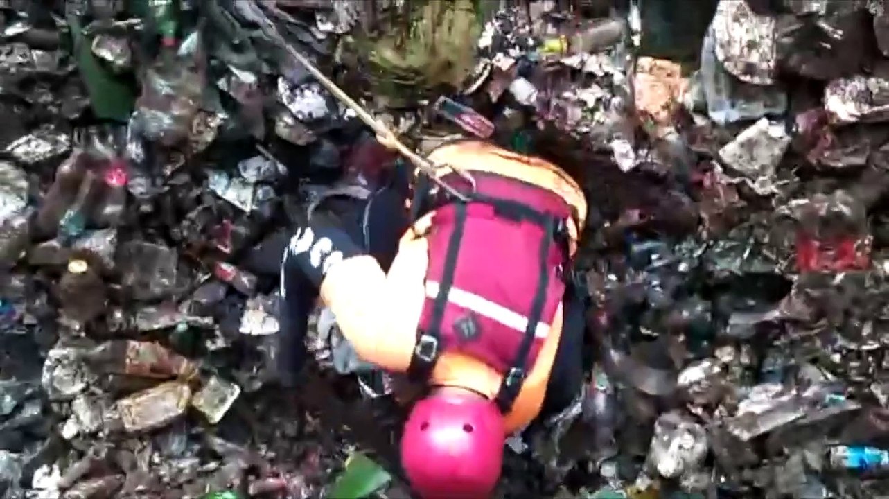 Reportaje sobre reconocimiento a labor altruista de los miembros de la Defensa Civil y de otras instituciones de socorro, cuyos miembros prácticamente la hacen por vocación