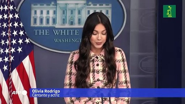 La estrella de pop Olivia Rodrigo impulsa la campaña de vacunación de Biden