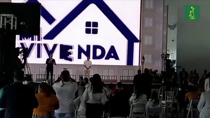 Gobierno entrega los primeros 500 bonos del Plan Mi Vivienda