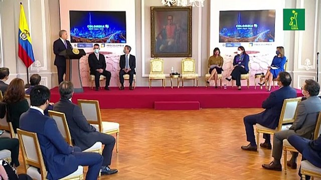 Farmacéuticas, molestas con Colombia por filtración de contratos de vacunas contra COVID