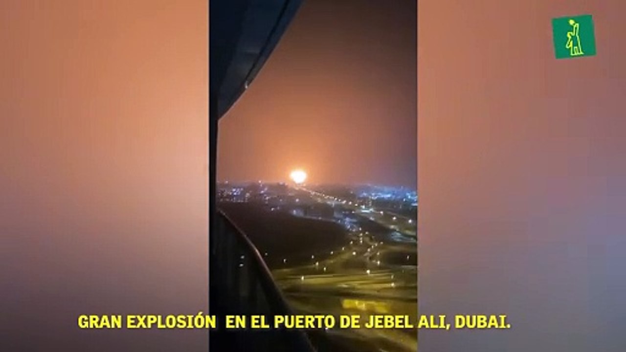 Gran Explosión  en el puerto de Jebel Ali, Dubai.