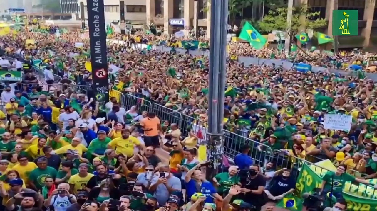 Bolsonaro redobla ataques contra instituciones y sistema electoral en marchas en Brasil