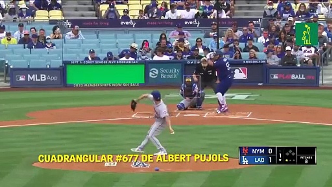 Cuadrangular #677 de Albert Pujols