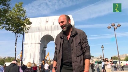 Inauguran en París el Arco de Triunfo empaquetado, obra póstuma del artista Christo