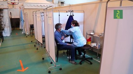 Francia ya ha administrado 400.000 terceras dosis desde comienzos de mes