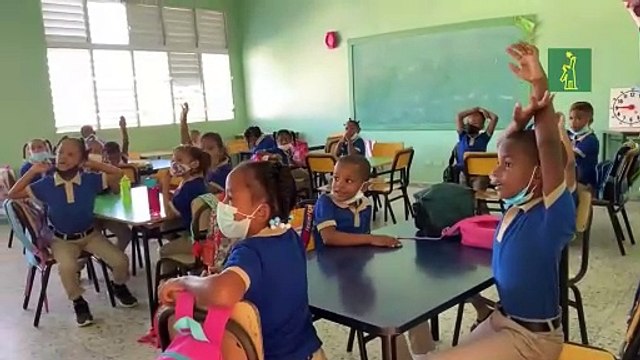 Con estricto protocolo sanitario reabren las escuelas en República Dominicana