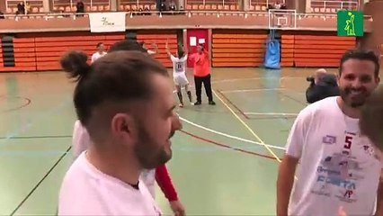 La española Mireia Rodríguez, primera mujer en un equipo masculino de balonmano
