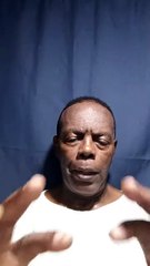 QUANTAS BATERIAS TEM O NOBREAK DO CLIENTE？