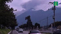 Cesa erupción del Volcán de Fuego en Guatemala