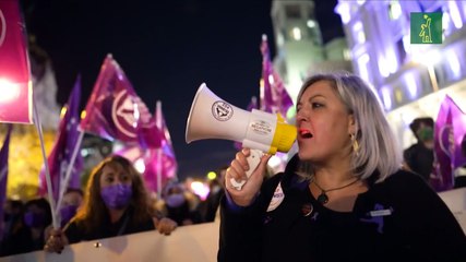 Miles marchan en varias ciudades para pedir el fin de la violencia contra las mujeres