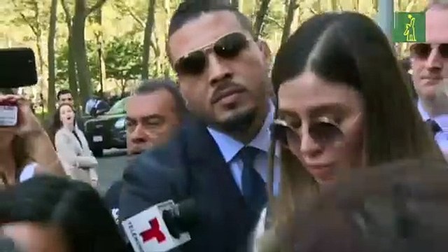 Escritora de señoras del narco cree que esposa del Chapo coopera con EEUU