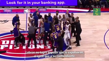 Isaiah Stewart perdió la cabeza por completo después de recibir un codazo de LeBron James